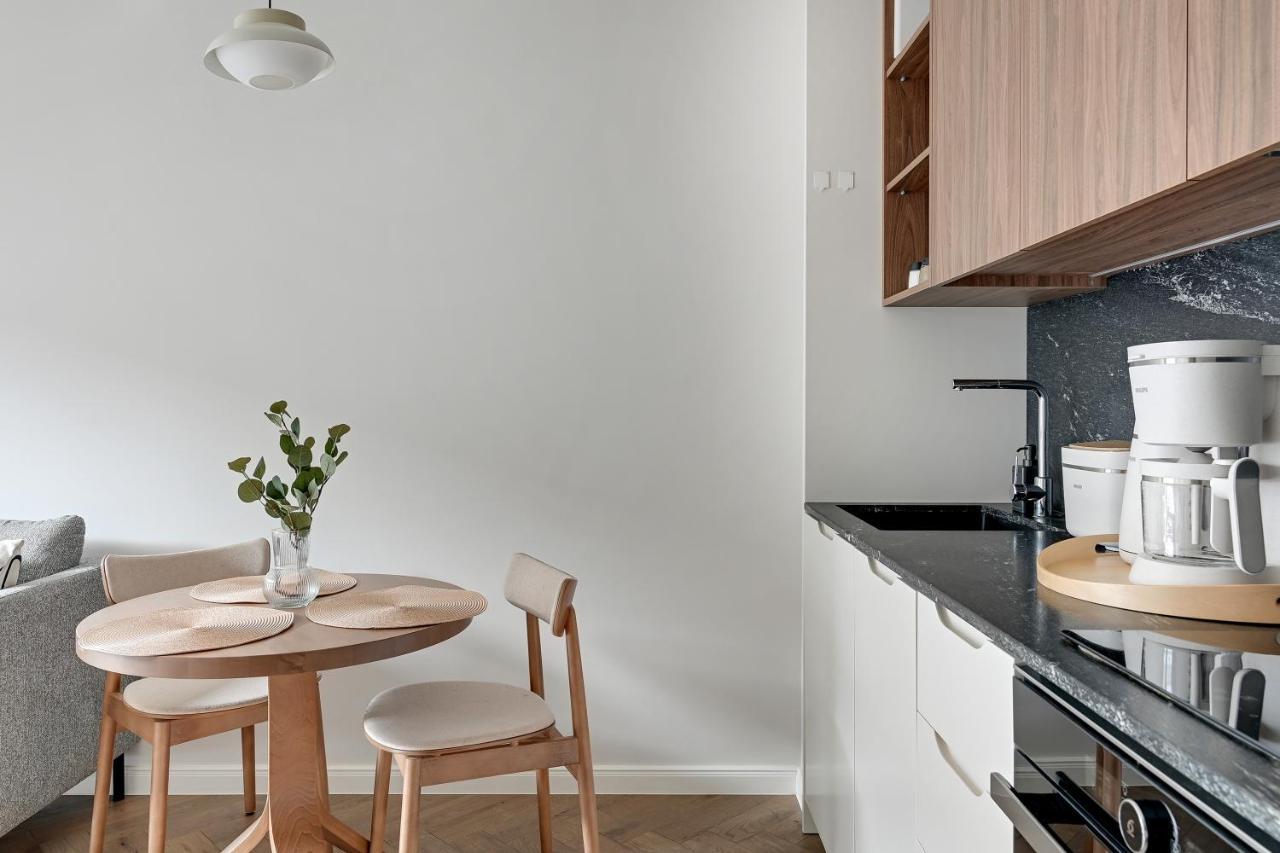 Bank Polski City Center Apartment With Parking By Lion Apartments Гдыня Экстерьер фото